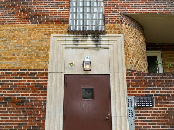Kingsford Main Entrance