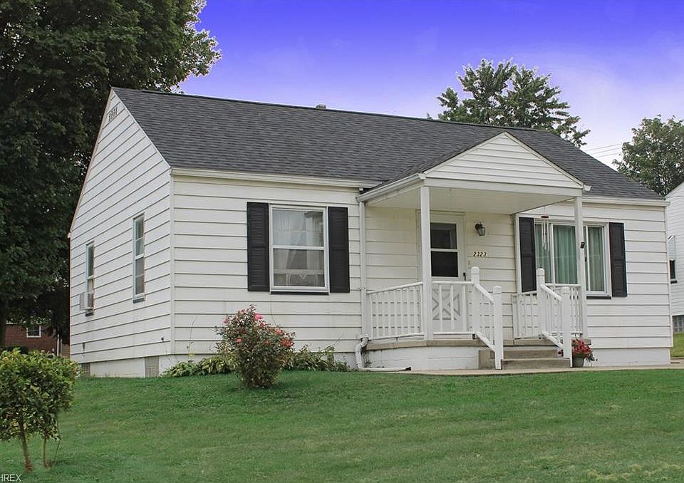 1st image of 2323 W Manor Ave