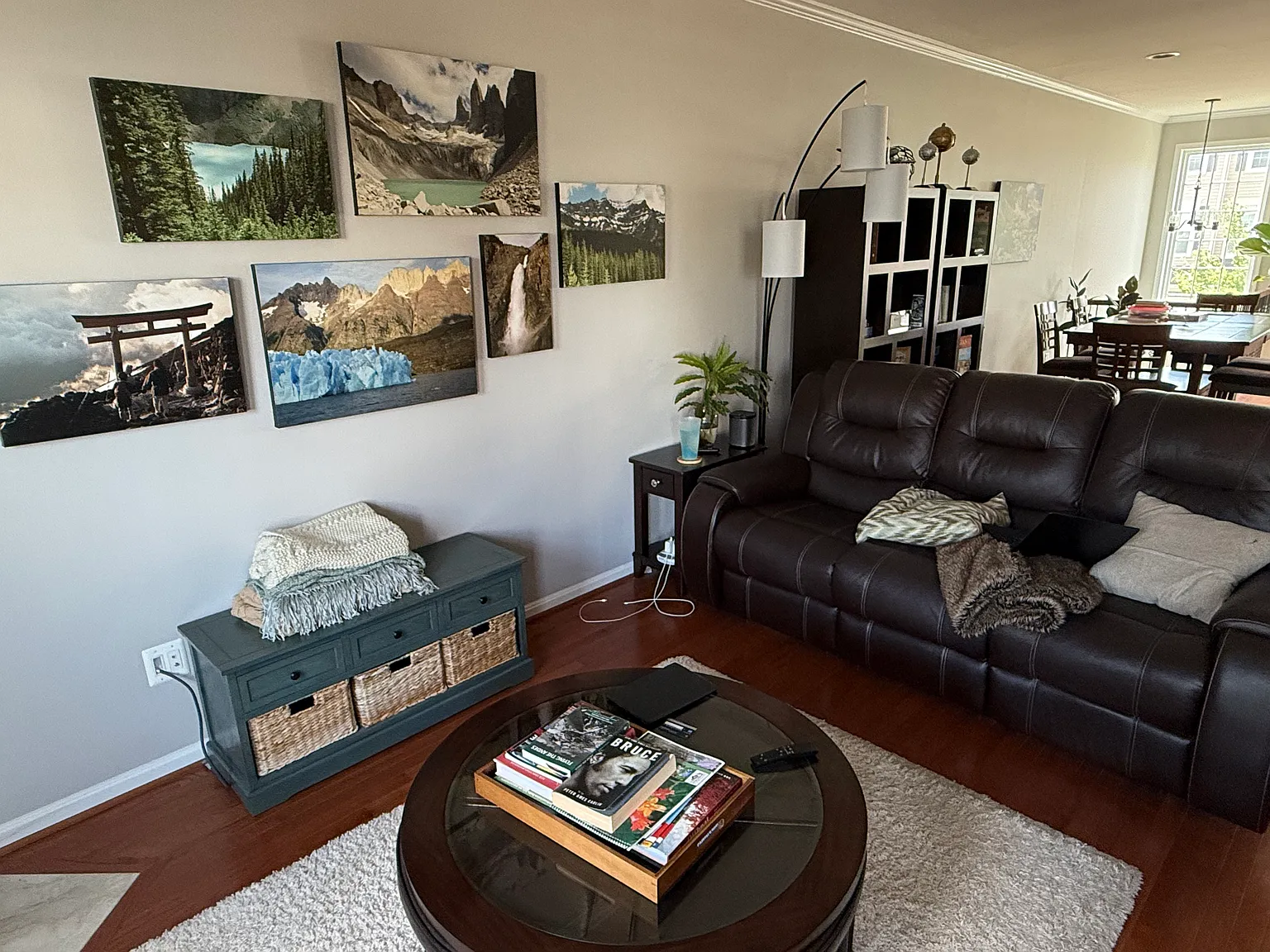 3 bed, 3.5 bath, 2450 sqft, $950 — Photo 2