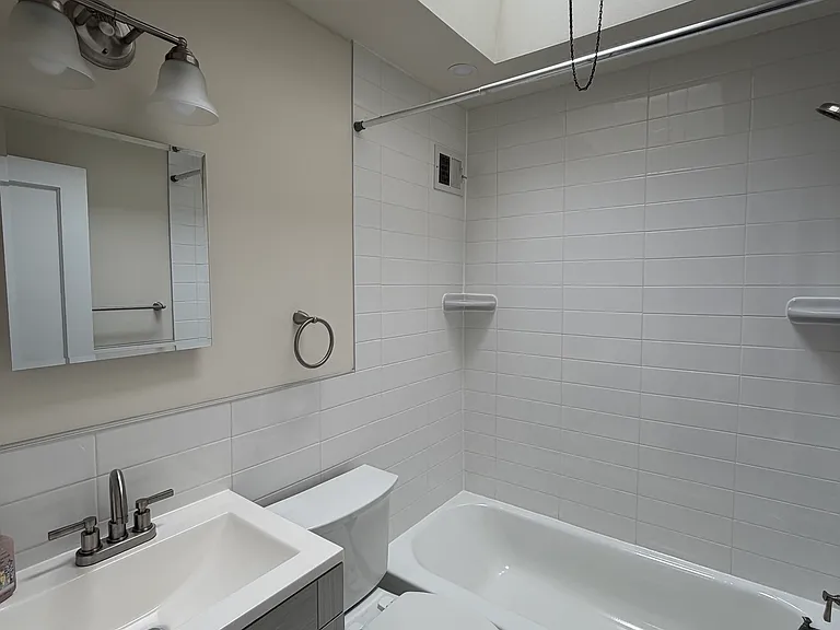 3588 Belgrade St — Photo 10