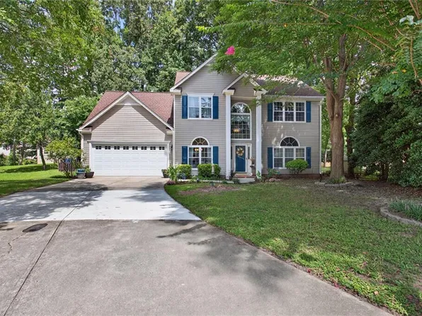 6410 Pelican Cres N, Suffolk, VA 23435