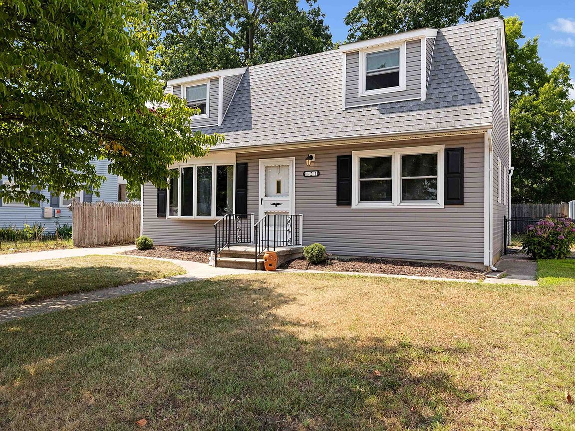 Primary listing photo