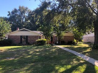 3402 Tiltree Rd, Hattiesburg, MS 39402