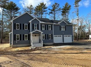 9 Chapel Rd, Mattapoisett, MA 02739