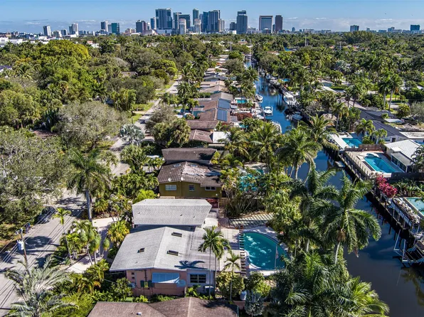 1728 SW 4th Court, Fort Lauderdale, FL 33312