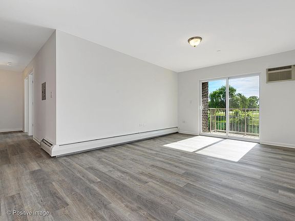 3rd image of 838 McIntosh Ct #15107