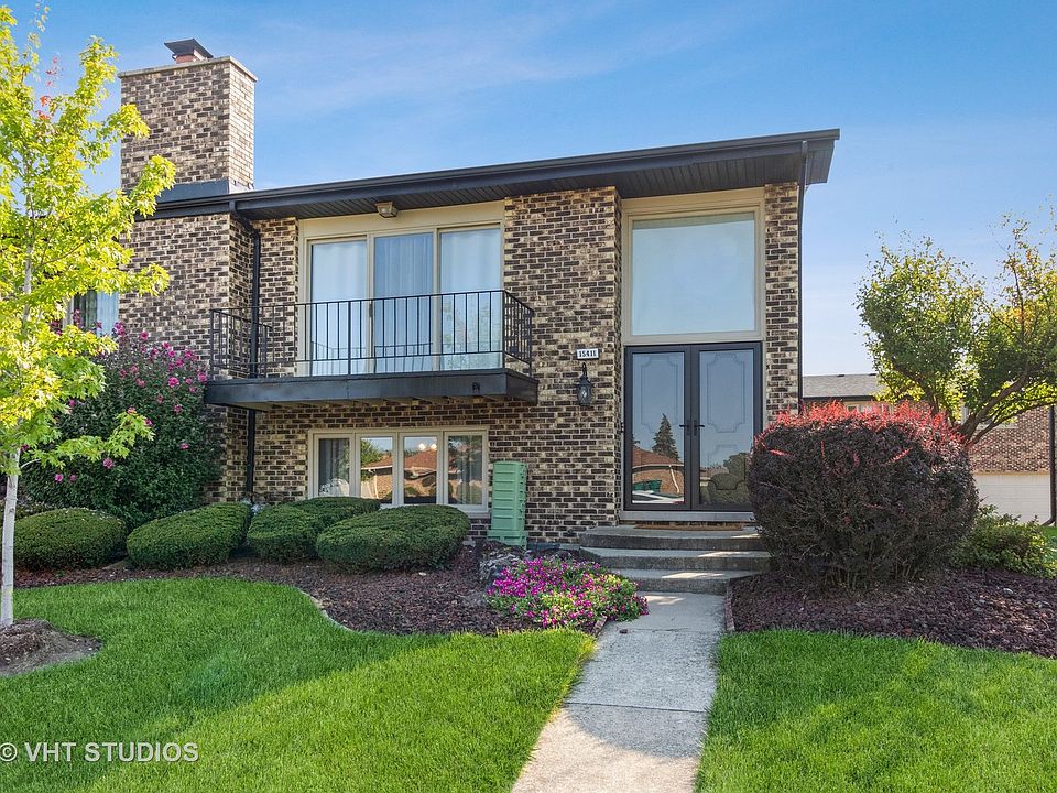1st image of 15411 Catalina Dr #15