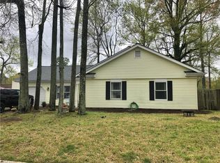 1729 Star Lake Dr, Virginia Beach, VA 23453