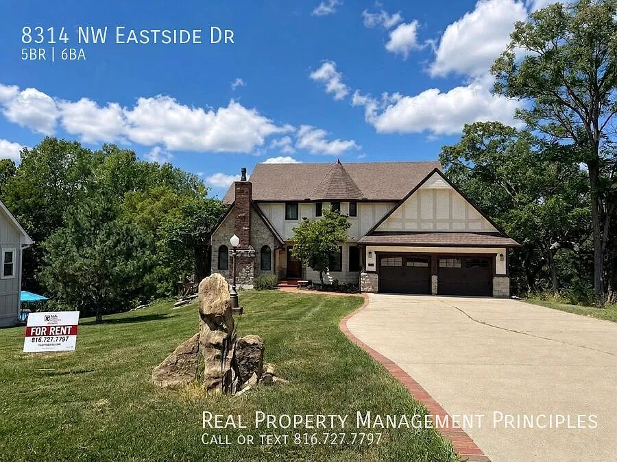 5 Bedroom 5.5 Bath Luxury Home in The Northland!! Deposit Free Living via Obligo! — Photo 2