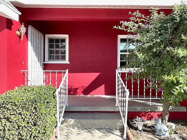 3 bed, 1269 sqft, $3,950 — Photo 4