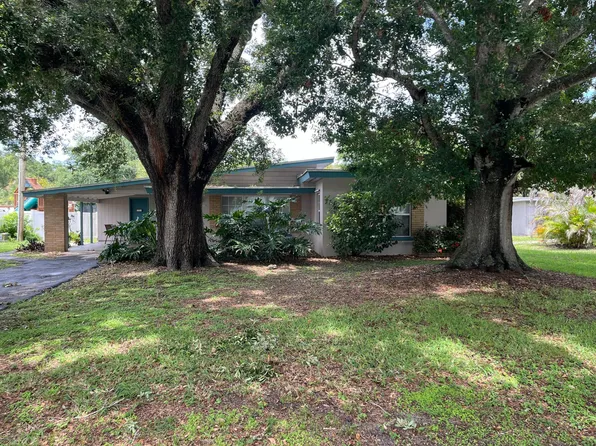 2456 Cortez Avenue, Vero Beach, FL 32960