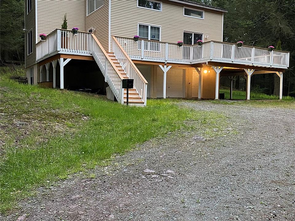1st image of 44 Lester Lane