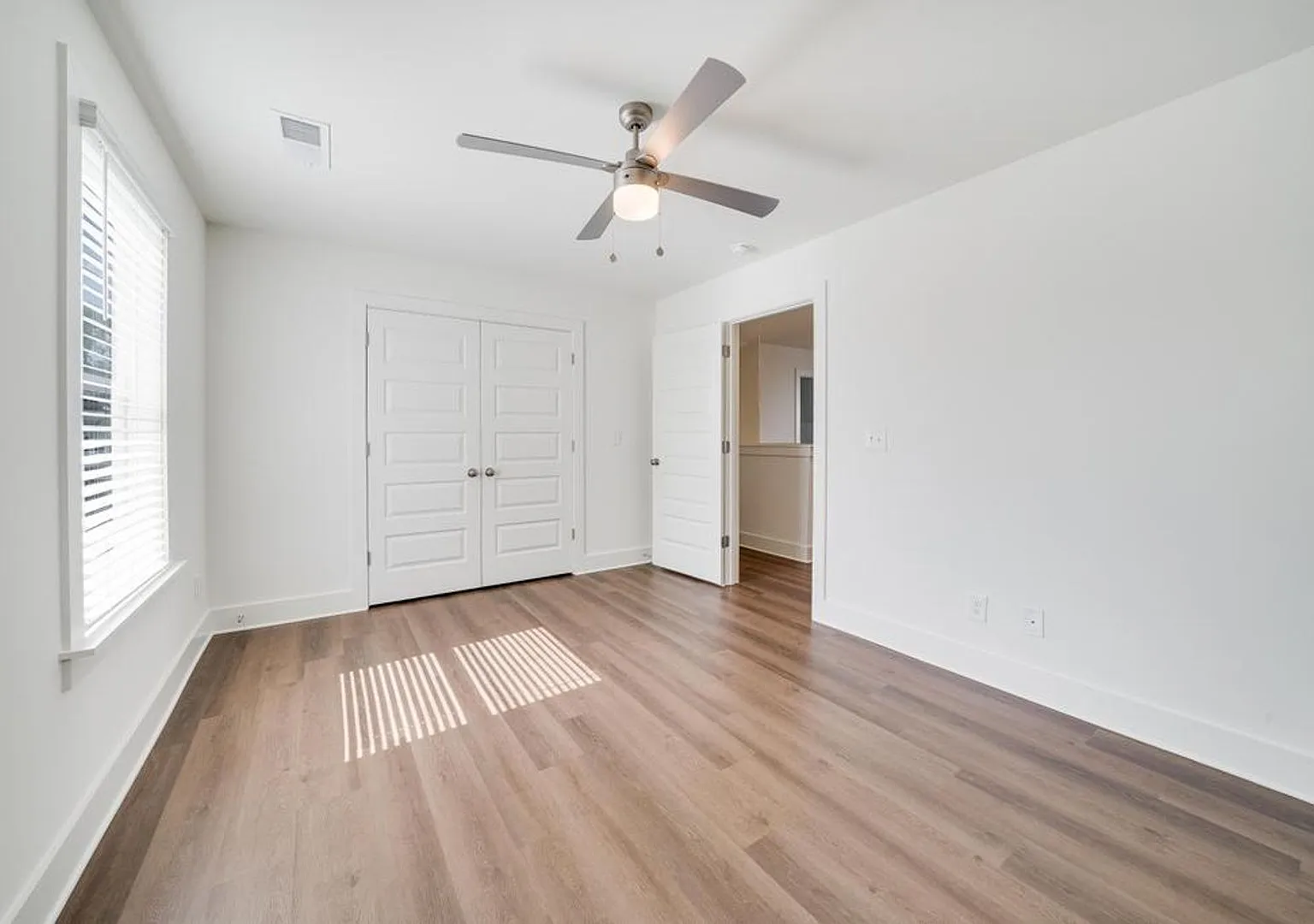 3 bedroom home with bonus loft! — Photo 4