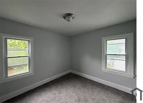 2 bed, $1,000 — Photo 4