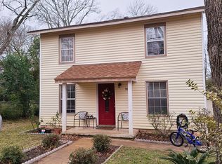 303 S Bowie St, Palestine, TX 75801