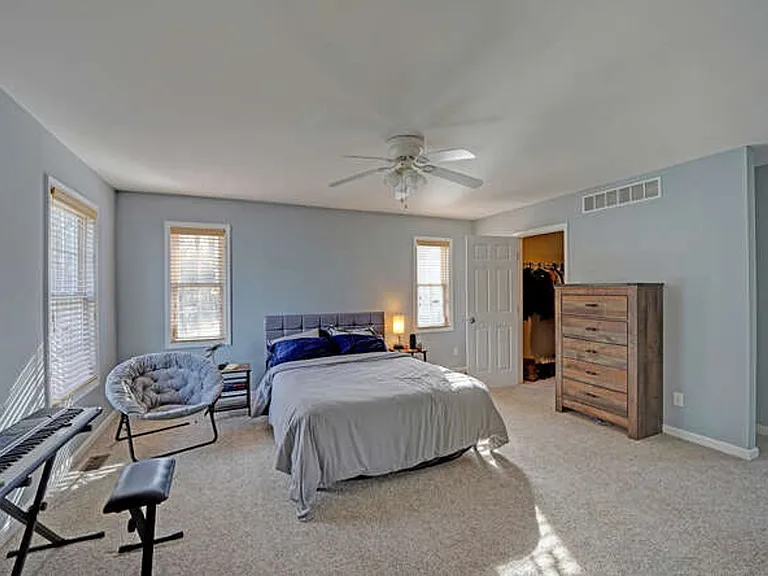110 Fox Dale Rd — Photo 37