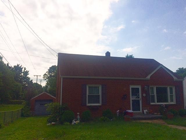 2nd image of 3621 Oliver Rd NE