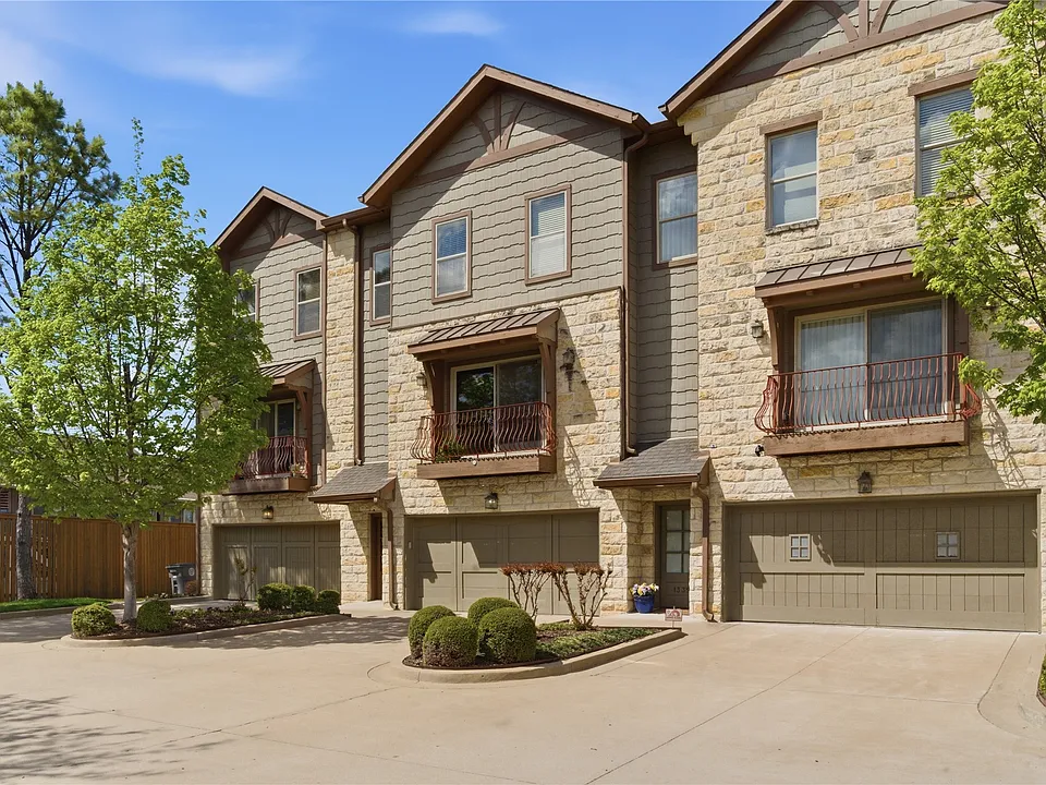 1333 E 41st Pl #1333