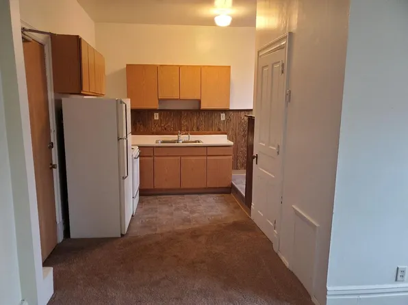 629 E 1st St, Duluth, MN