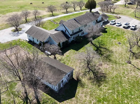 133 Avis Mill Rd #C, Woodstown, NJ 08098