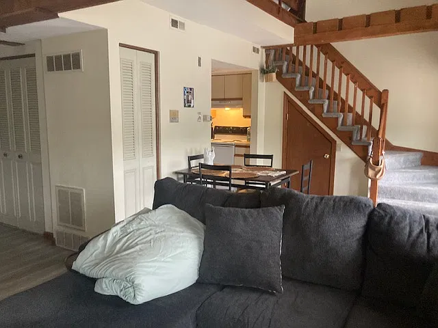 101 Bemis Rd — Photo 2