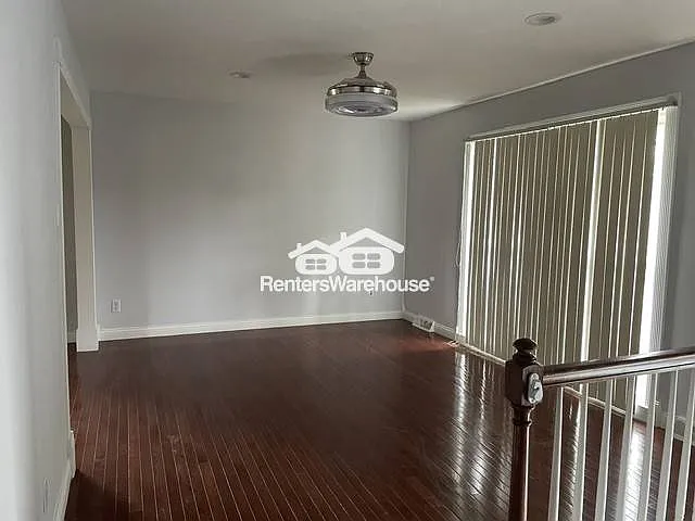 4020 S Crackerneck Rd — Photo 4