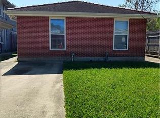 434 39th St, New Orleans, LA 70124