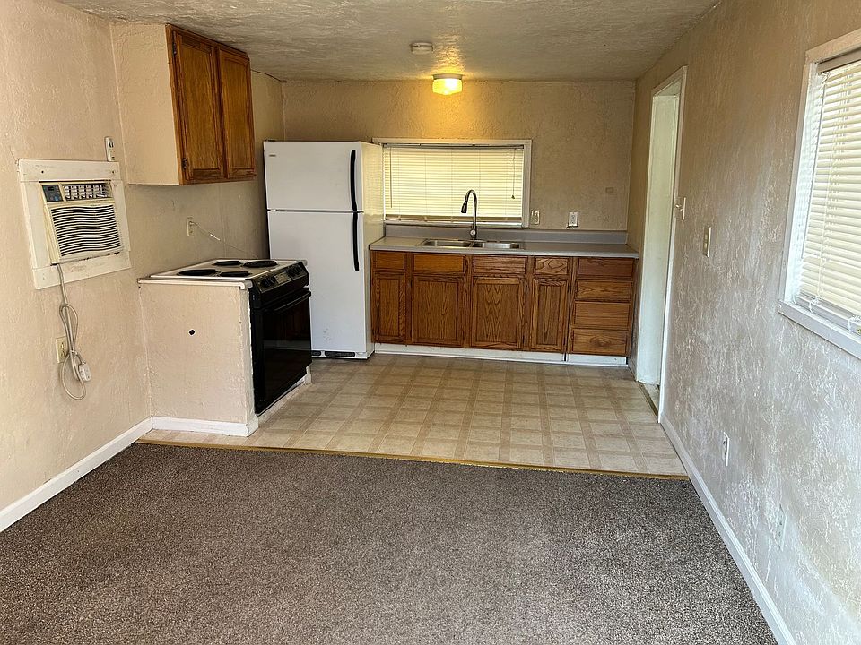 1st image of 312 W 2nd St