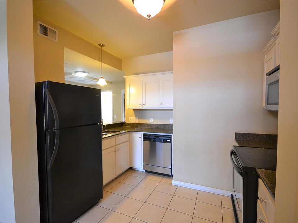 1st image of 1115 N Leverett Ave #10900494