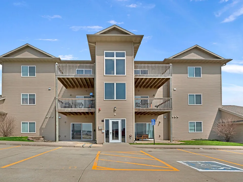 230 West Hills