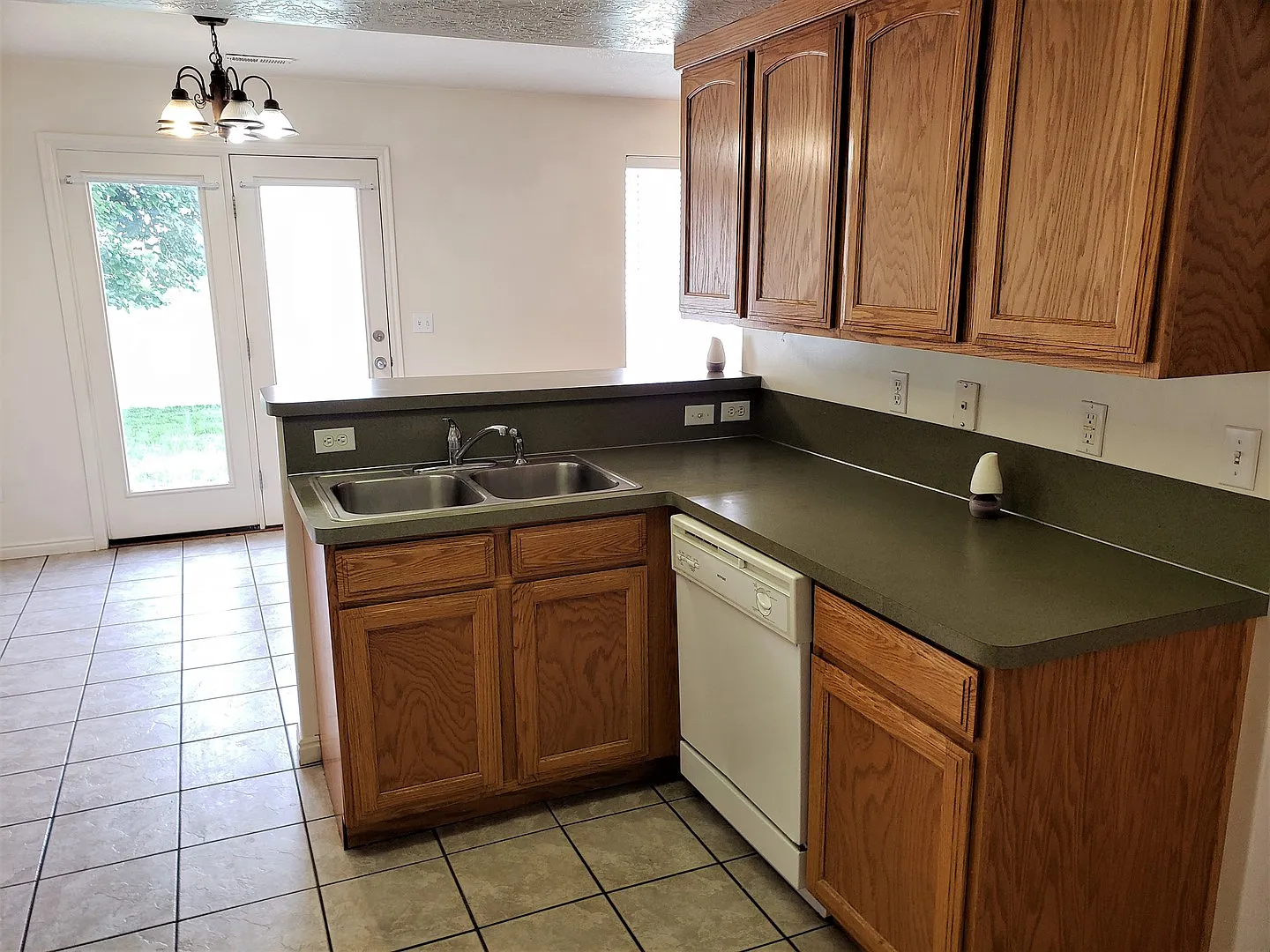 Brookshire Townhomes — Photo 2