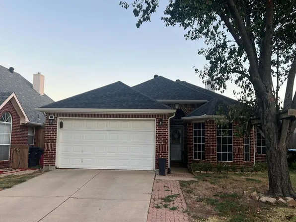 4808 Campfire Ct, Fort Worth, TX 76244