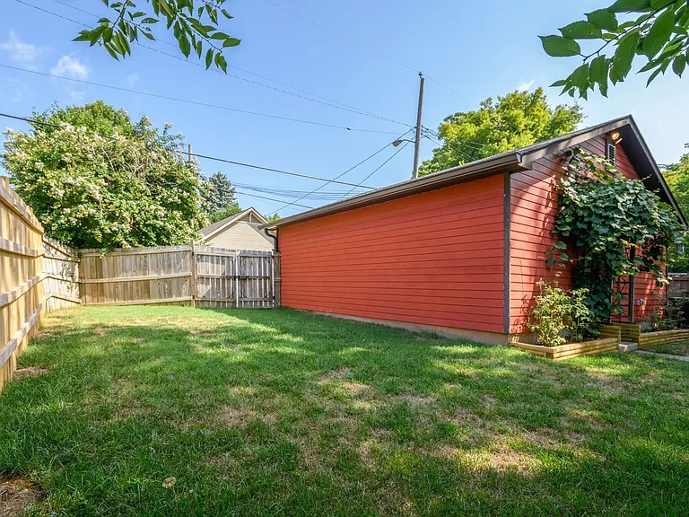 801 Shelby Ave — Photo 32