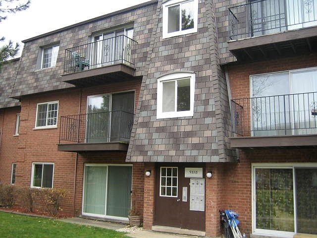 1st image of 9378 Bay Colony Dr APT 2S