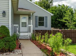 2951 16th St, Rockford, IL 61109