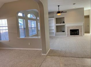 22 Paddock Pines Pl, Spring, TX 77382