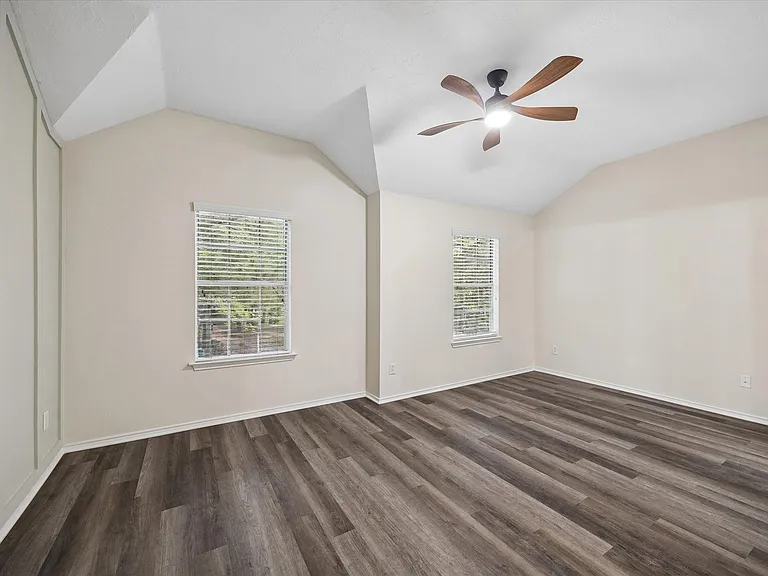 7 Wineberry Pl — Photo 17