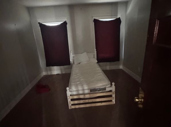 226 Highland St APT 3