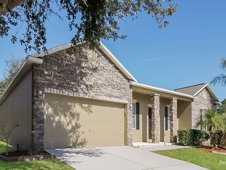 1117 Spruce Ridge Ct — Photo 3