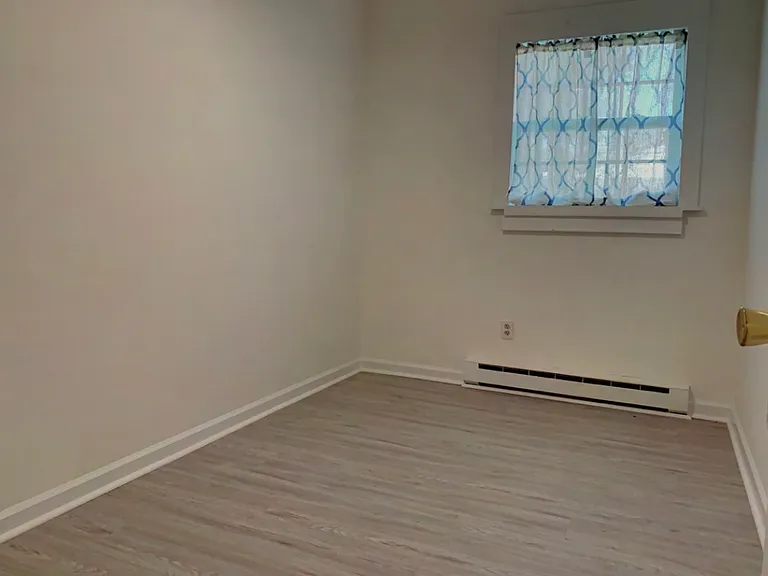 333 Ridgecrest Dr — Photo 3