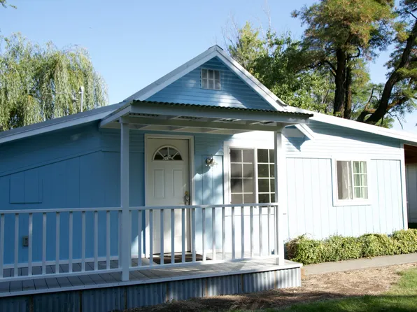 225 West St, Waitsburg, WA 99361