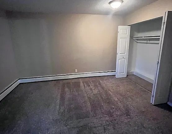 2nd image of 404 Marlboro Ct #404