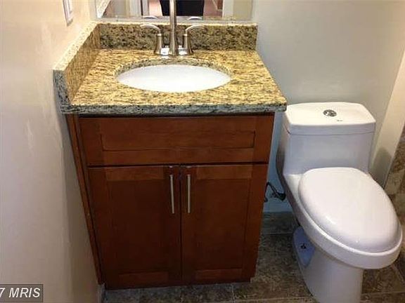 3rd image of 6809 Holly Berry Ct