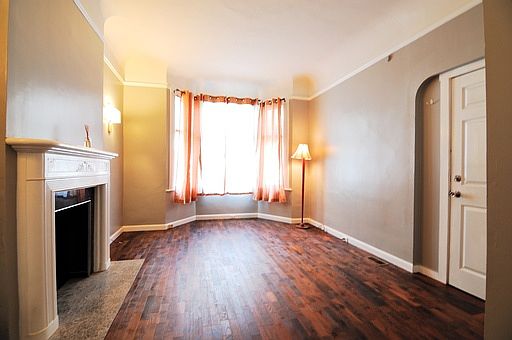 1st image of 1718 Steiner St #A