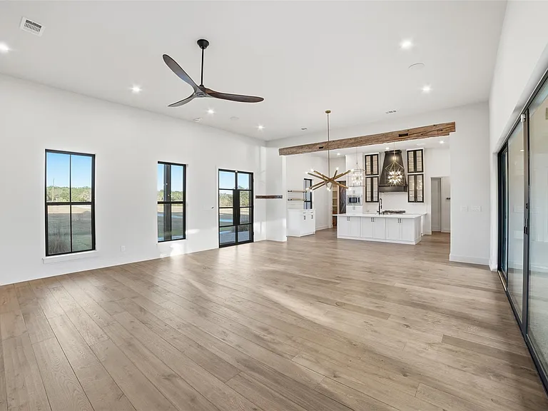 23937 Oscar Rd — Photo 10