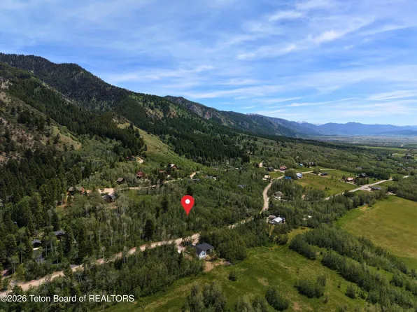67 Spruce Dr, Thayne, WY 83127