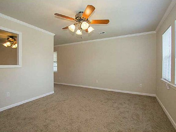 3rd image of 1434 N Joplin Ave