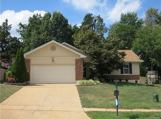 407 Rustic Valley Ct, Ballwin, MO 63021