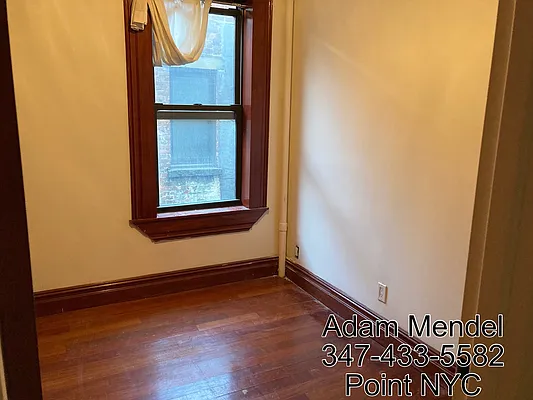 Rented by Point NYC | media 16