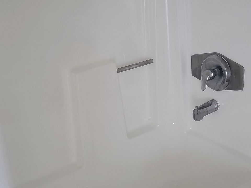 2nd image of 6825 Haskell Ave APT 207
